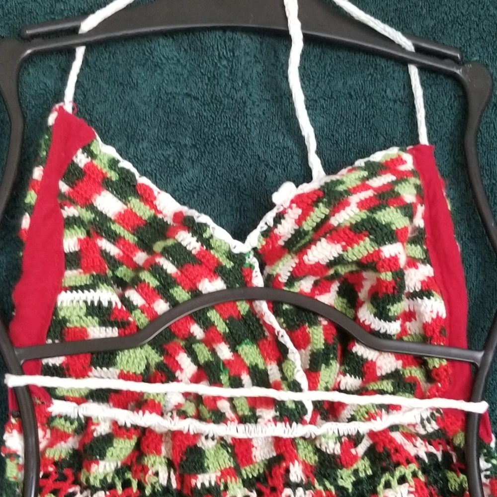 Swimsuit - Picture 2 of 6